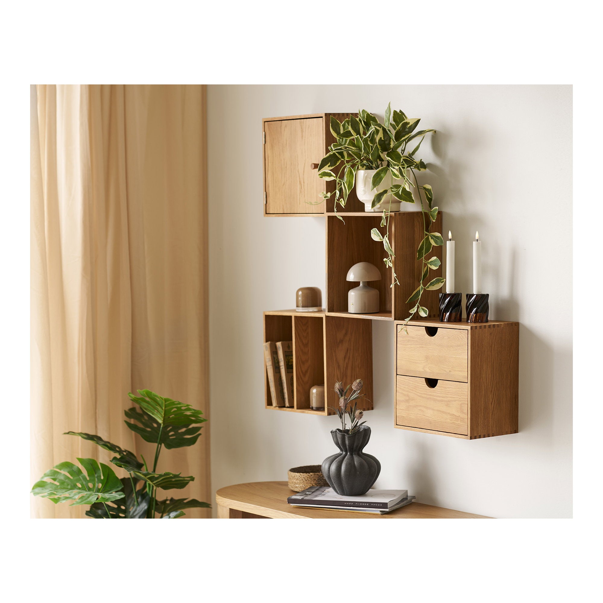 Townsville Wall Shelf with vertical rooms - Wall shelf with vertical rooms, oak 18x30x30 cm